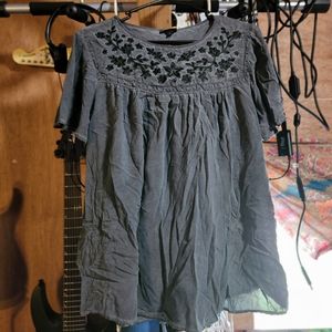 Torrid floral blouse